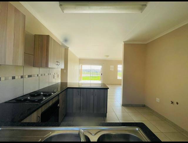 3 BEDROOM COMPLEX FOR SALE IN WATERKLOOF